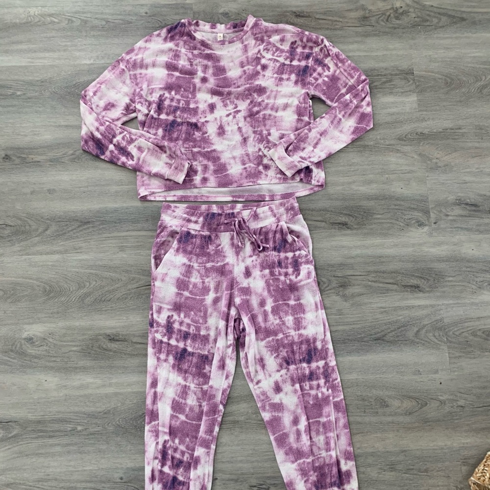 Purple tie dye lounge set
